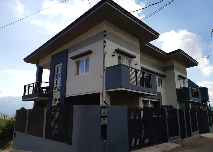 Restful 3Br Hillside Duplex House