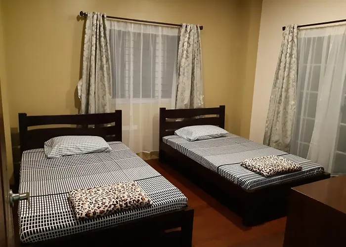 Restful 3Br Hillside Duplex House